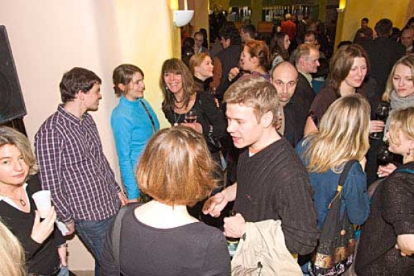 summa-vernissage-2010-9702434906-4EE2-D53B-3F79-0880AF070A00.jpg