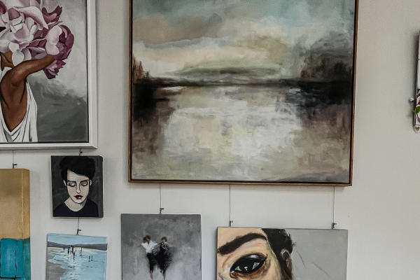 kunst-in-der-mensa-2025-1373934557-A942-05F9-72E5-CF8A35E3366A.jpg
